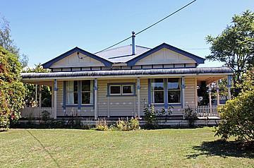 112 High Street, Solway