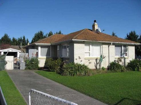 412 Huia Street, Camberley