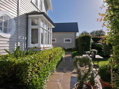 123 Vauxhall Road, Narrow Neck