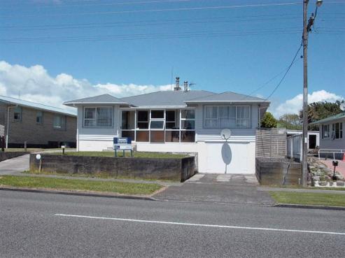 42 Bayly Street, Waitara