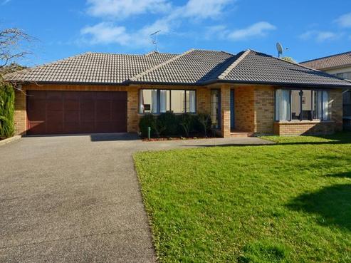 9 Buncrana Place, Pinehill