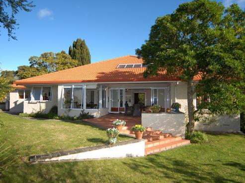 37 Busby Hill, Havelock North