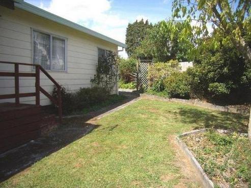 6B Robyn Hyde Place, Leamington