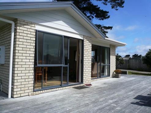 106 Kauri Crescent, Matarangi