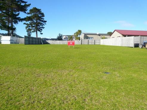 193 Kowhai Avenue, Matarangi