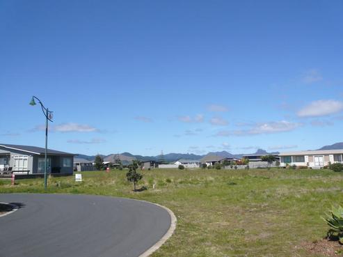 107 Ashley Place, Matarangi