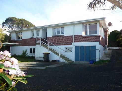 156 Highcliff Road, Shiel Hill