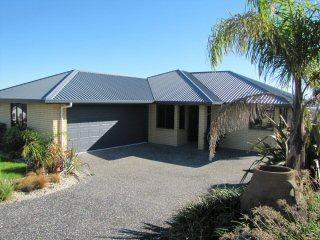 215 The Booms Avenue, Thames