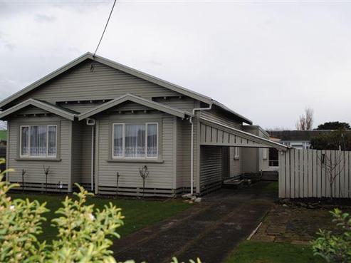 33 Dixon Avenue, Hawera