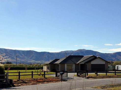 11B Atkins Road, Luggate