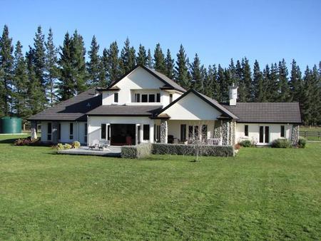 106 Swannanoa Road, Fernside