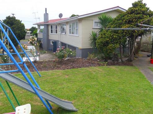 16 Alverstoke Road, Parkvale