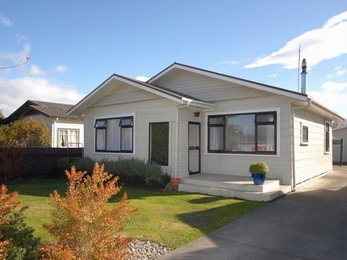 201 Riverslea Road South, Akina