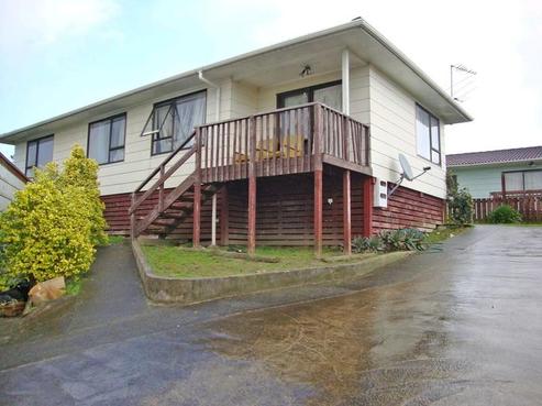 2/2 Zircon Place, Wiri