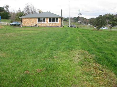 141 Poike Road, Poike