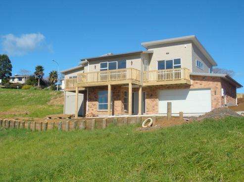 2 Cape Vista Crescent, Pukekohe