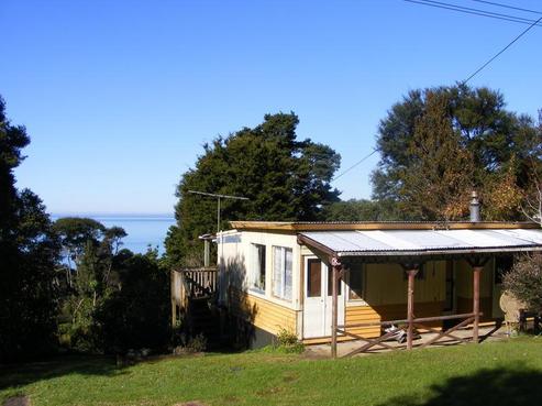 24 Kauri Point Road, Laingholm