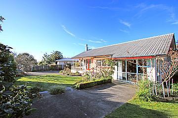 325 Annesbrook Drive, Annesbrook