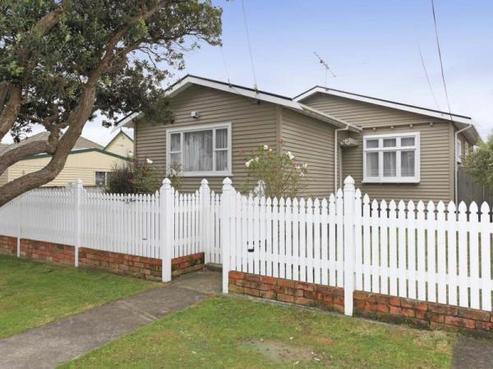 54 Bell Road, Waiwhetu