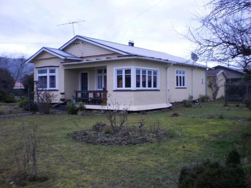 52 Main Street, Reefton