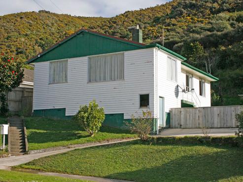 51 Judd Crescent, Naenae