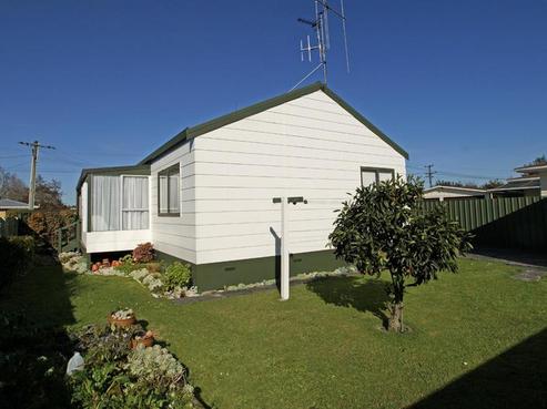 29 Bruce Avenue, Glenview