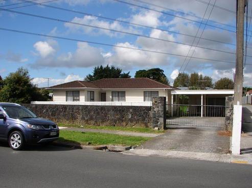272 Bairds Road, Otara