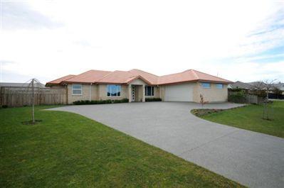 8 Belgrave Drive, Rangiora