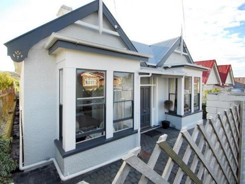 14 Galloway Street, Mornington