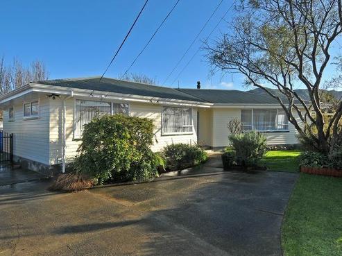 11 Cecil Street, Clouston Park