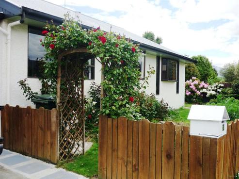 13 Antrim Street, Cromwell