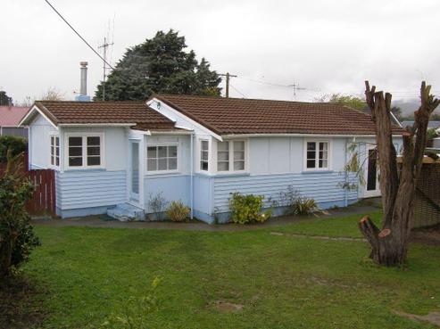 16A Kirk Street, Otaki