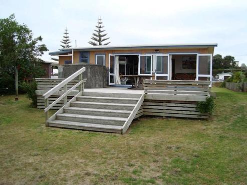 662 Pukehina Parade, Pukehina