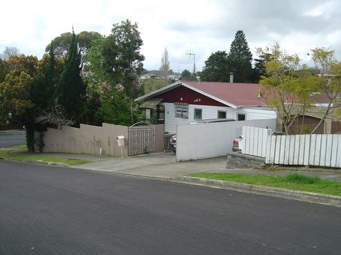 1A Robin Hood Place, Onerahi