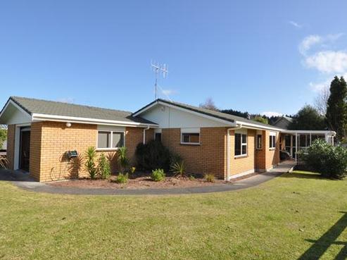 131 Everitt Crescent, Whangamata