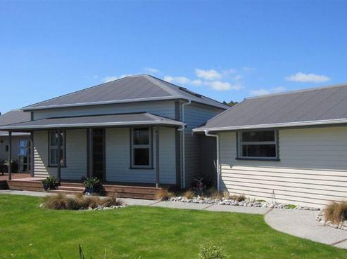 277 Coulson Road, Paroa