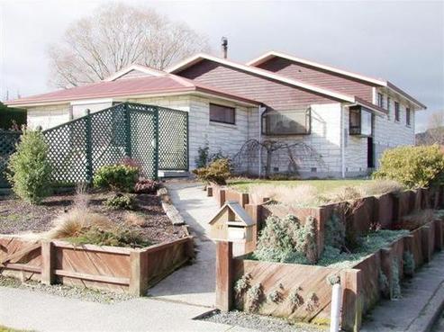 67 Johnson Street, Milton