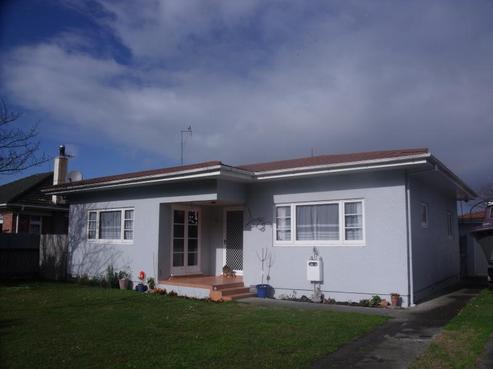 12 Riverbend Road, Onekawa