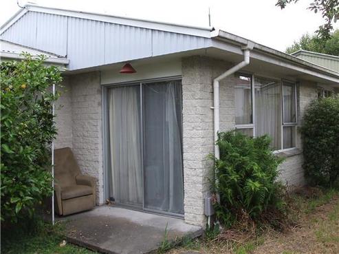 36 Edward Avenue, Edgeware