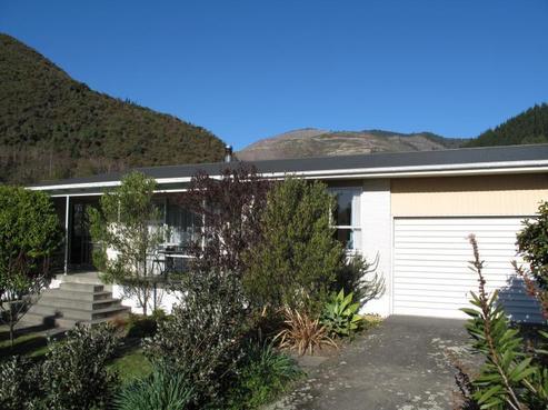 3 Burn Place, The Brook