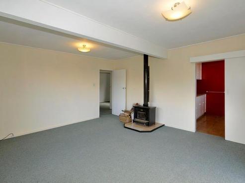 64 Winston Street, Crofton Downs