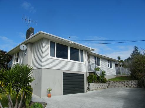 1 Clotworthy Crescent, Onerahi