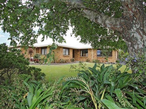 72 Wairau Road, Oakura