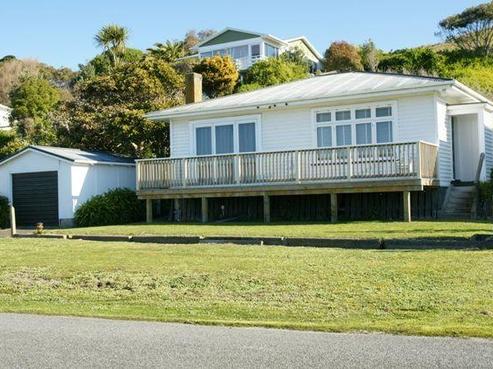 16 Beach Road, Porangahau