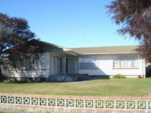 352 Kennedy Road, Pirimai