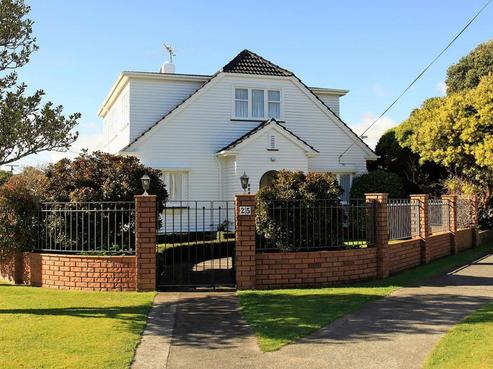 25 Beaumont Avenue, Alicetown