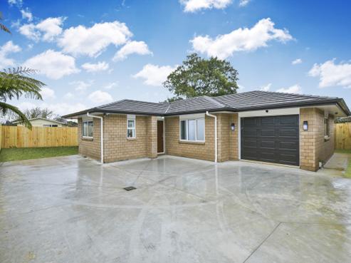 327 Roscommon Road, Clendon Park