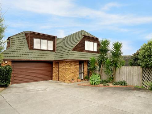 2/52 Orangewood Drive, Northpark