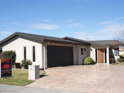 3 Malbec Way, Greenmeadows