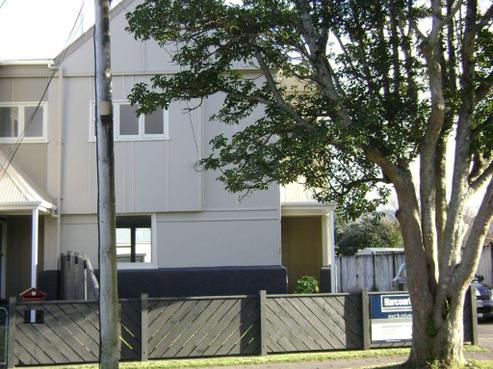 89 Oxford Terrace, Epuni